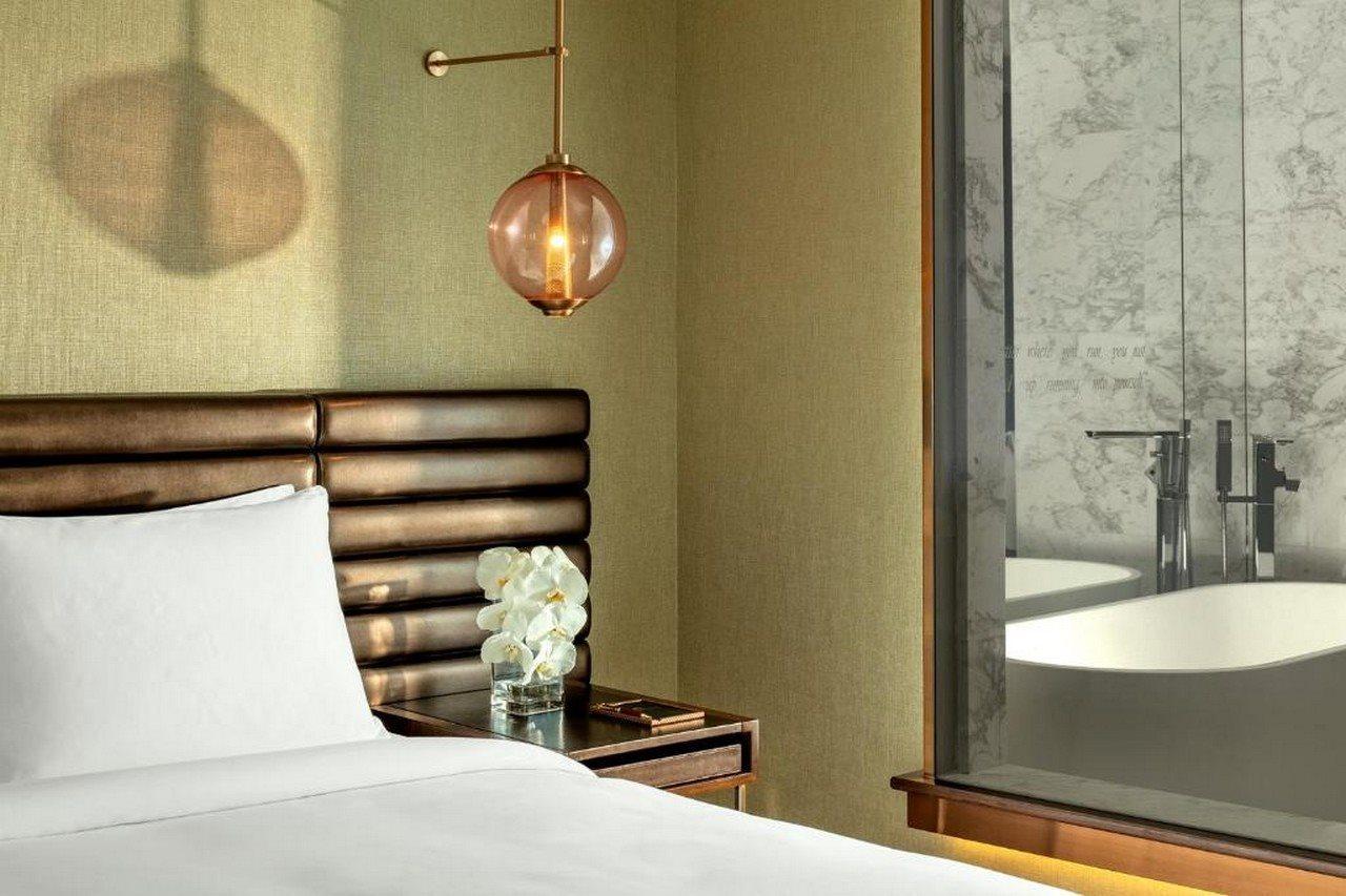 Paramount Hotel 5*